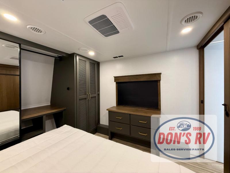 2027 High Country 391TB - Image 3