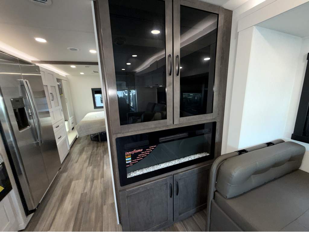 2026 ENTEGRA COACH VISION XL 34G - Image 17