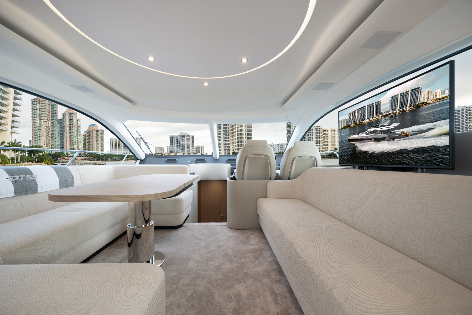 2023 Azimut 53 FLY Base - Image 32
