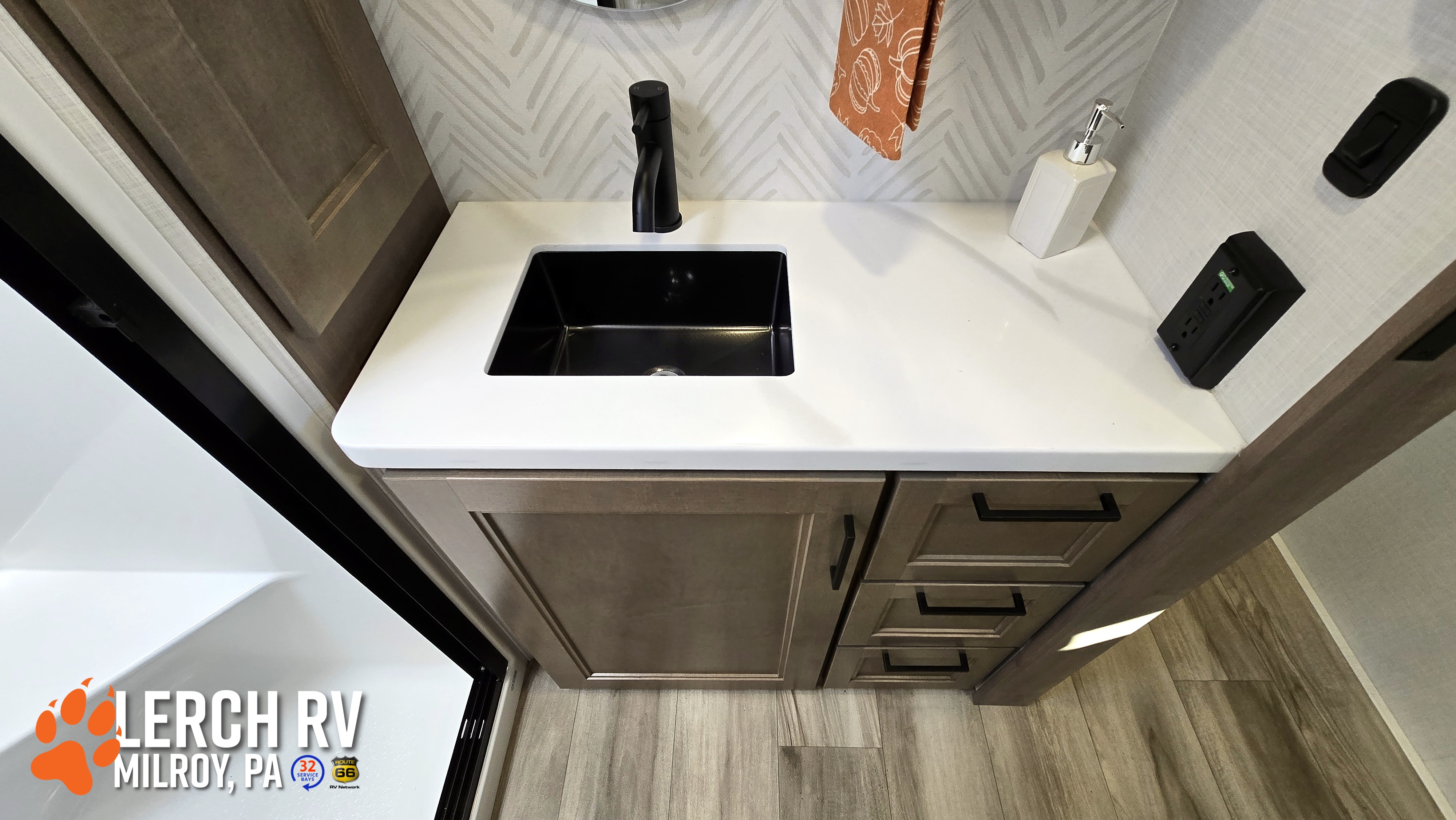 2027 KZ RV Durango Gold G310RLQ - Image 53