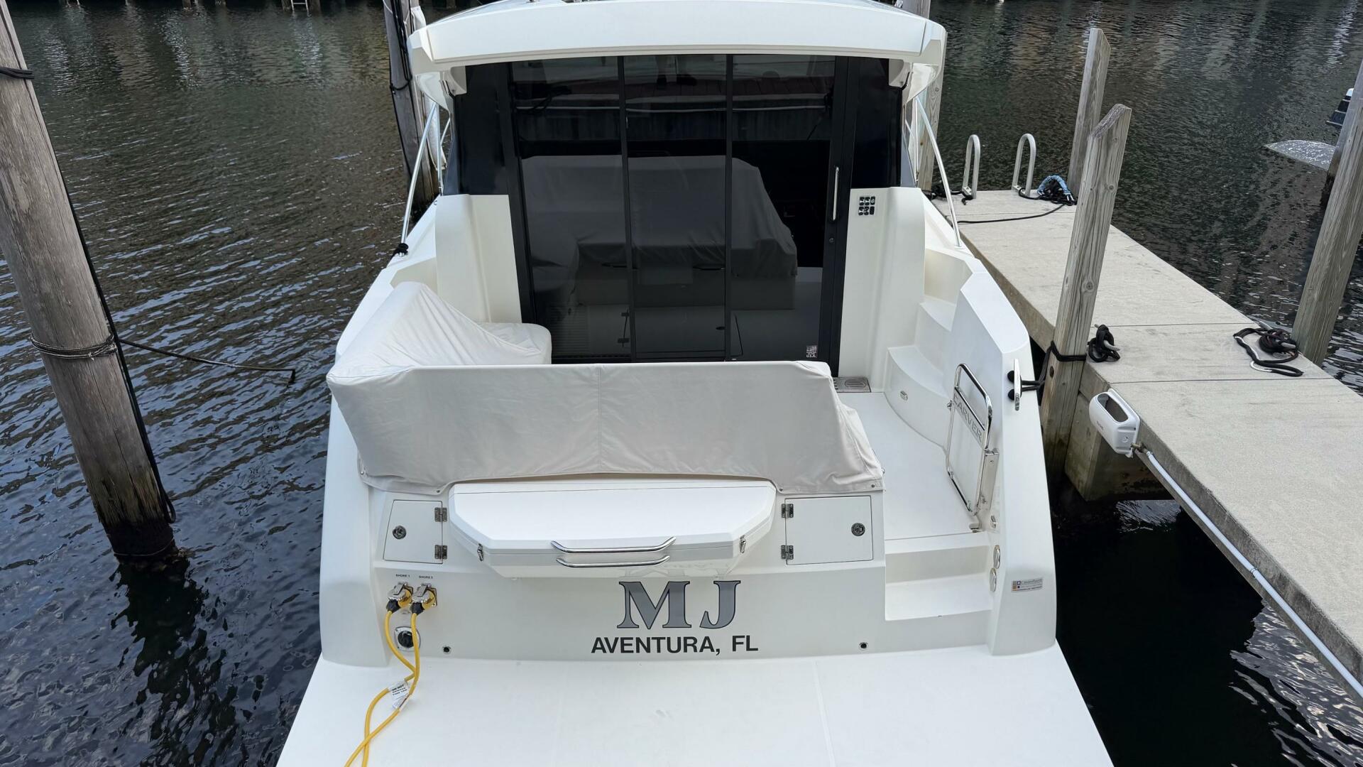 2019 Carver C34 - Image 23