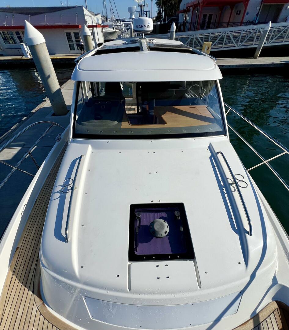 2018 Nimbus 365 Coupe - Image 27