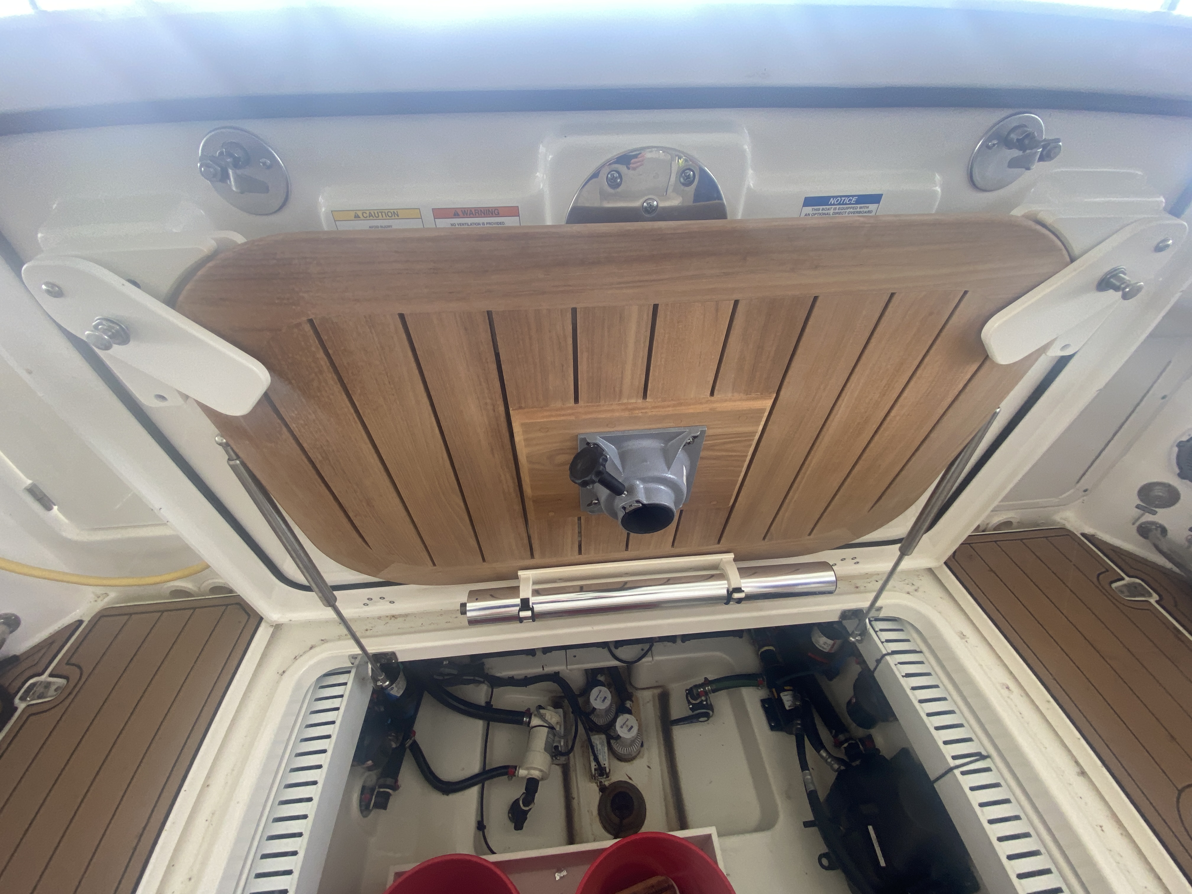 2016 Boston Whaler 330 Outrage - Image 43