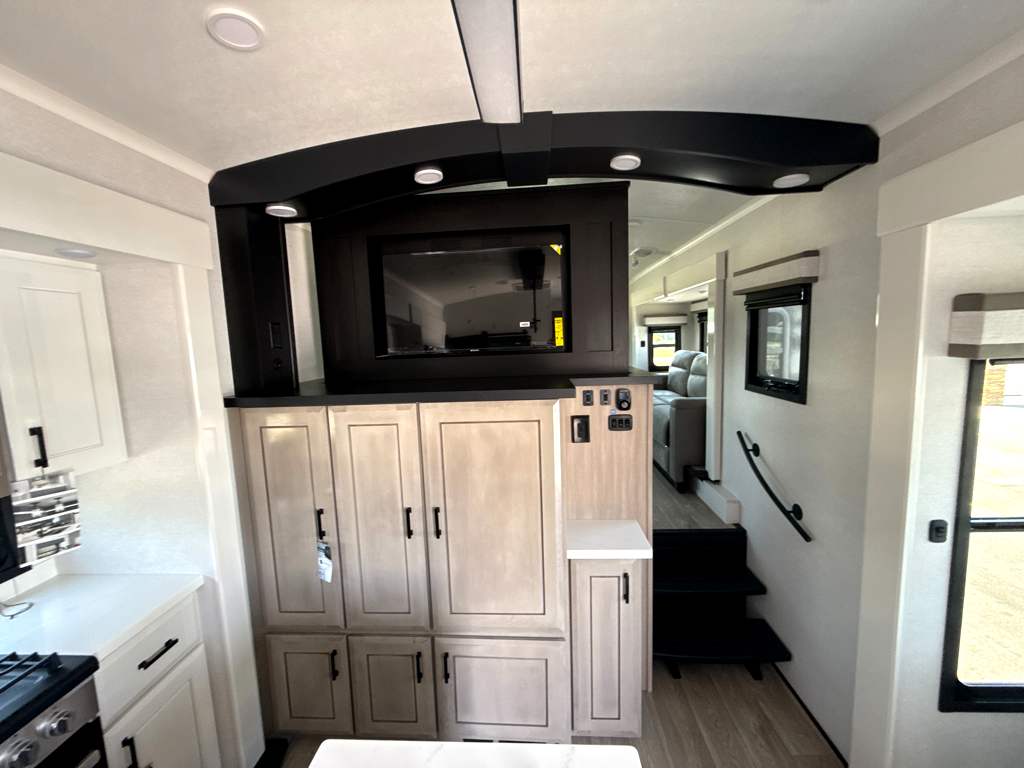 2027 JAYCO PINNACLE 39FLOK - Image 23