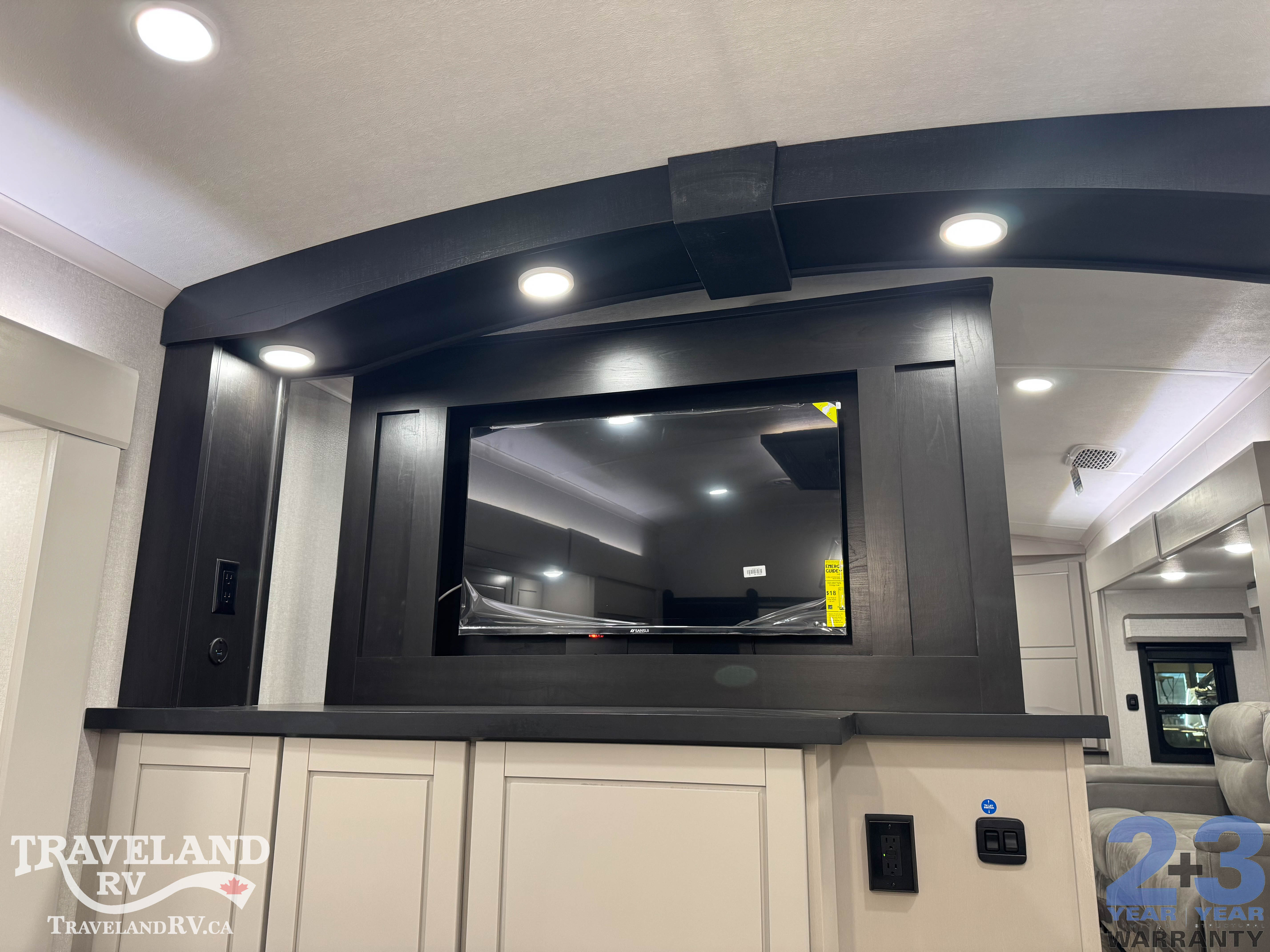 2026 Jayco North Point 382FLRB - Image 16