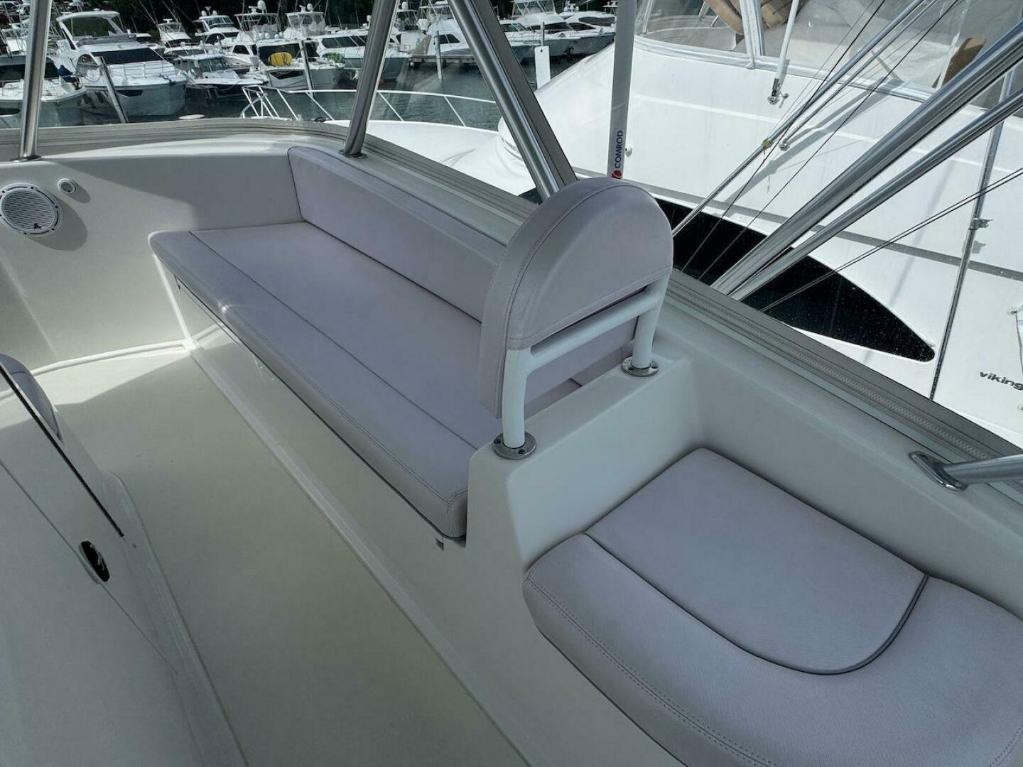 2007 VIKING 52 Convertible Base - Image 34
