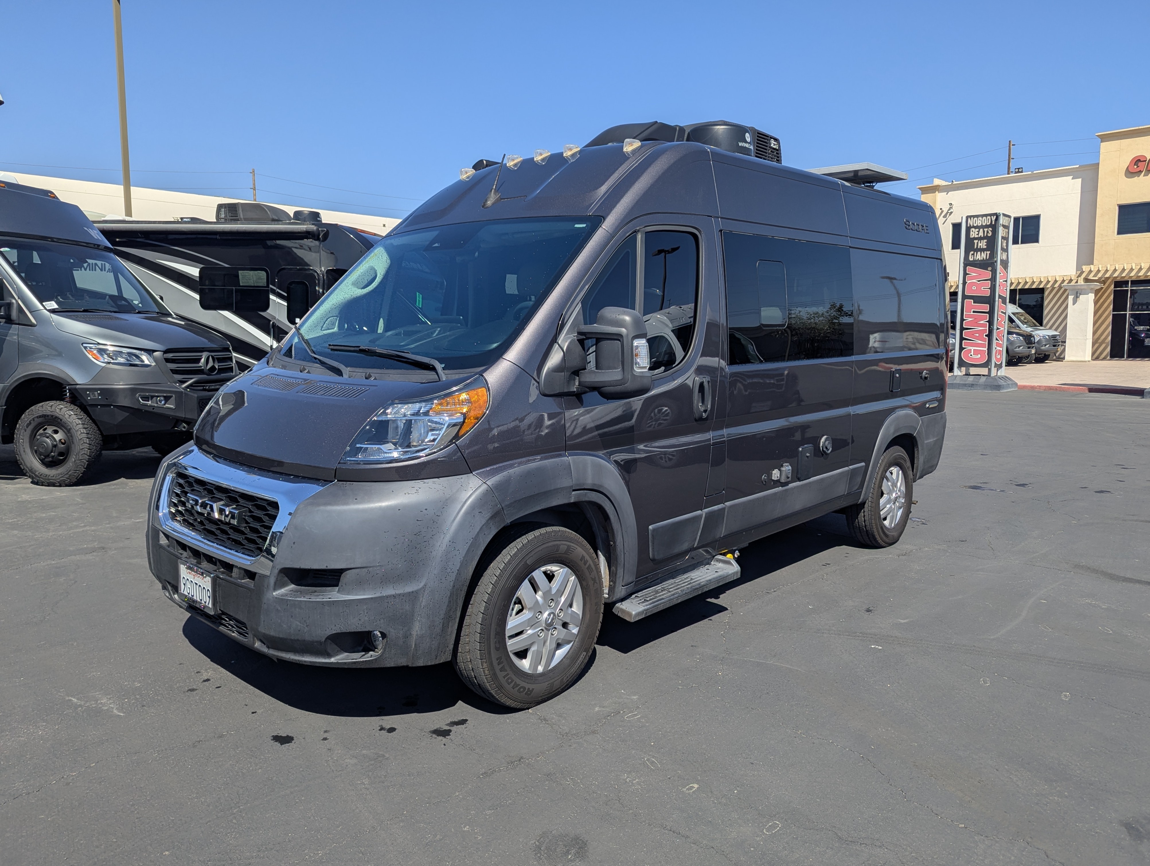 2023 Thor Motor Coach Scope 18M - Image 3