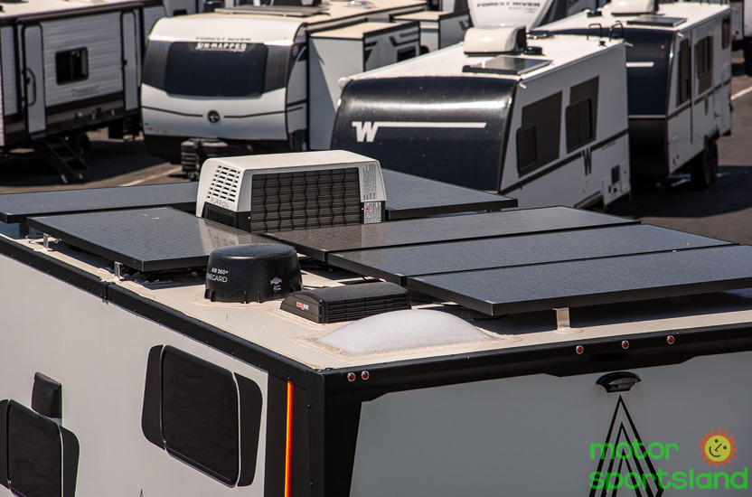 2027 Ember Overland Series 190MSL - Image 20