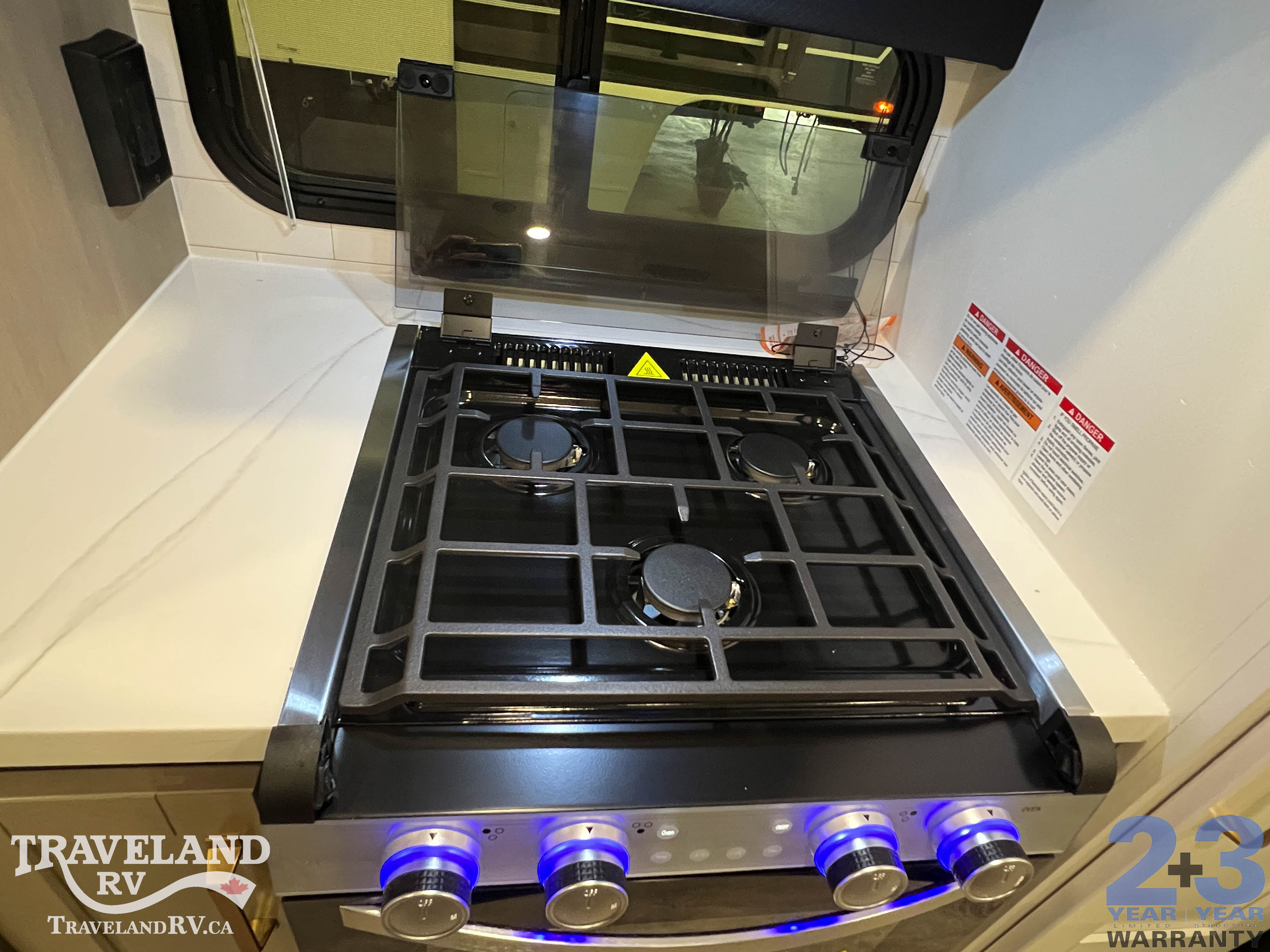 2027 Jayco Eagle 312BHOK - Image 17