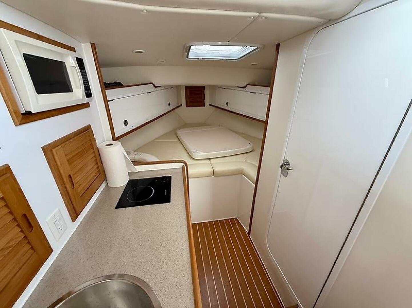 2019 Judge 36 Chesapeake - Image 3