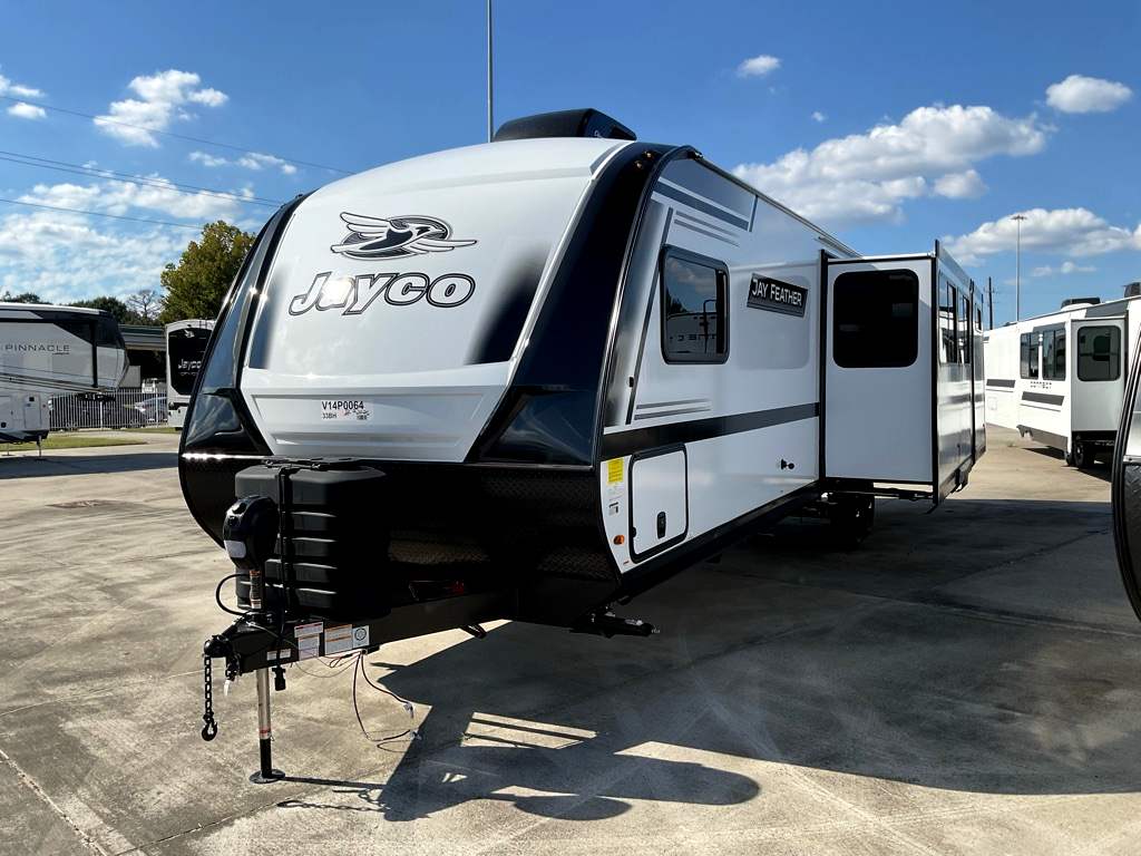 2027 JAYCO Jay Feather 33BH - Image 4