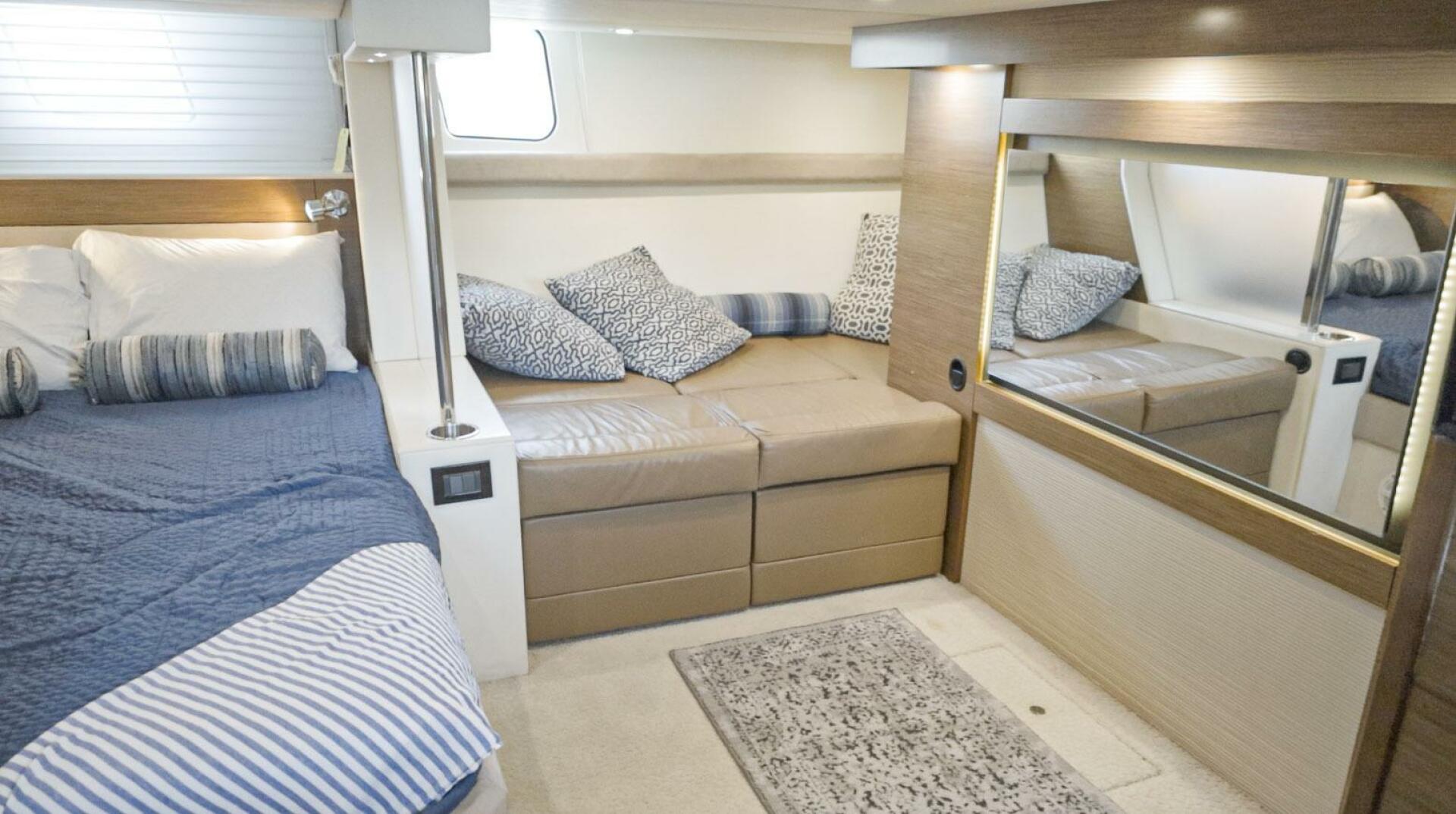 2014 Cruisers Yachts 45 Cantius - Image 58