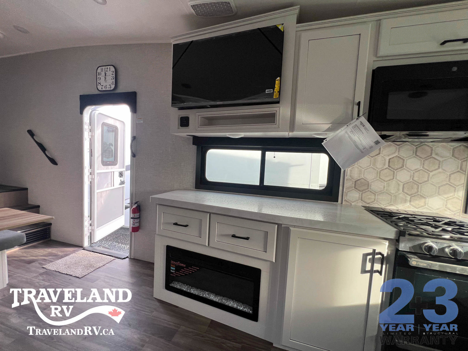 2025 Jayco Eagle HT 27MLC - Image 15