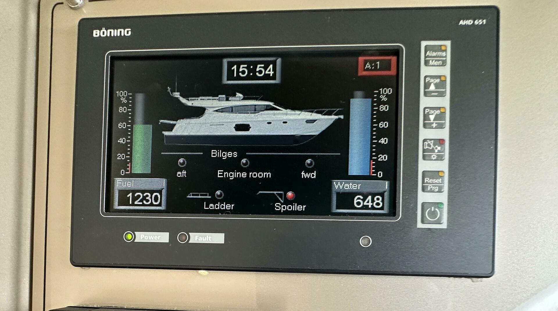 2014 Ferretti Yachts 530 - Image 23