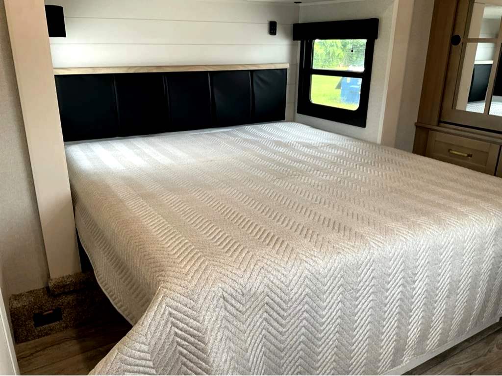 2026 JAYCO Eagle 360DBOK - Image 25