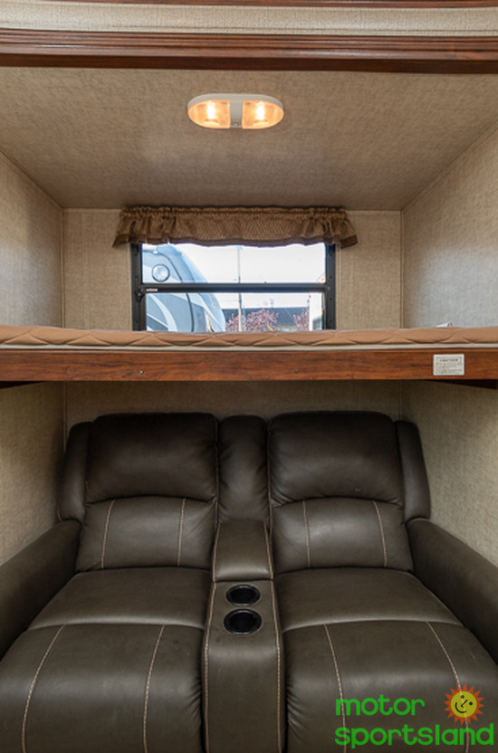 2014 Keystone Laredo 3325TG - Image 22