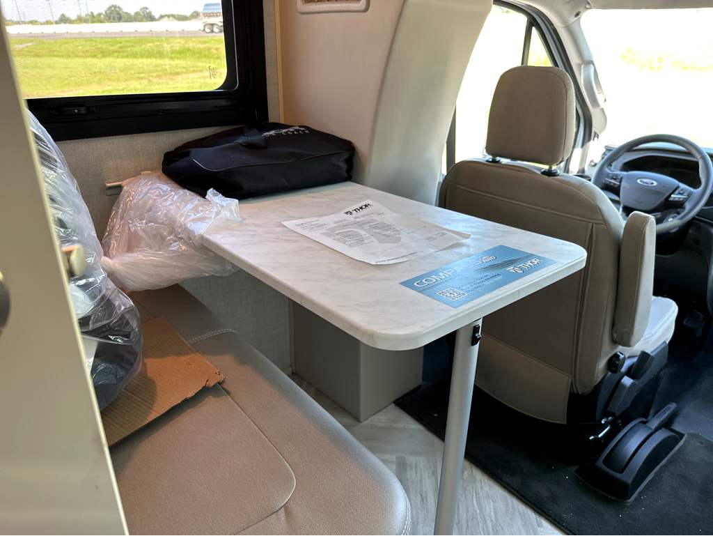 2026 THOR MOTOR COACH COMPASS 22MT - Image 21