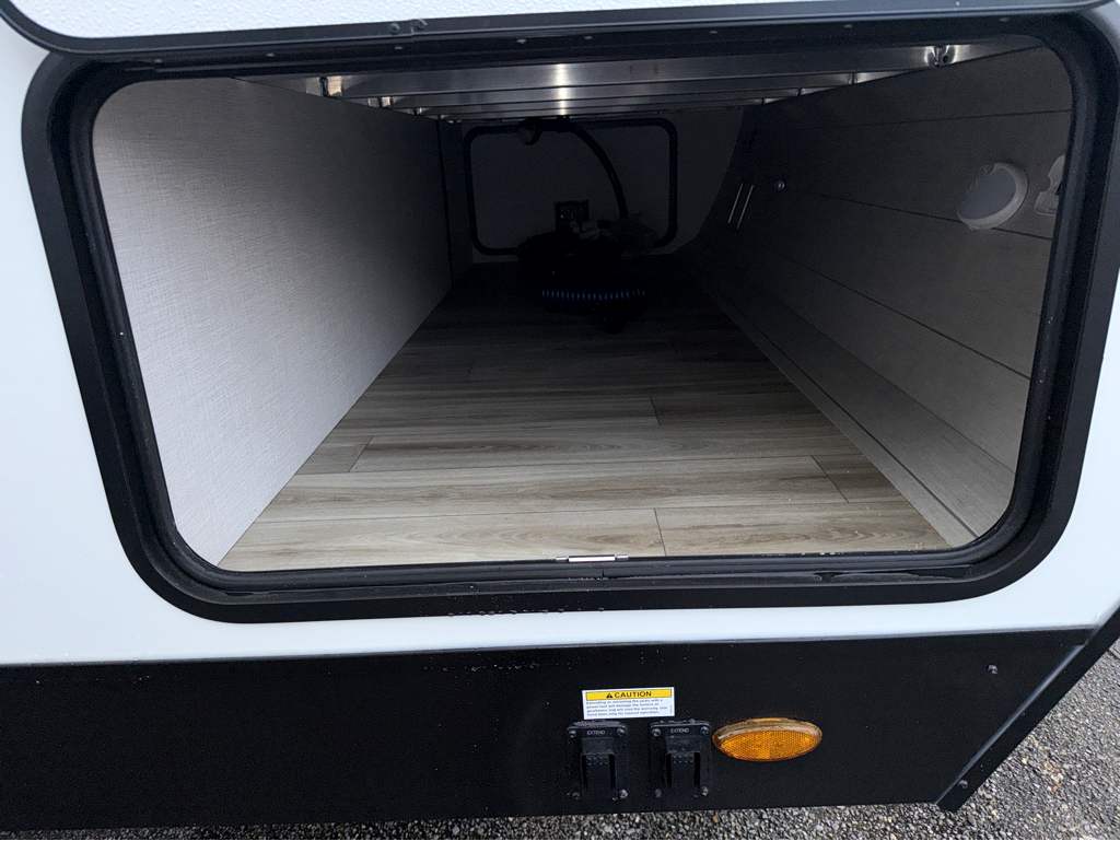 2026 VENTURE RV STRATUS 261VRB - Image 7