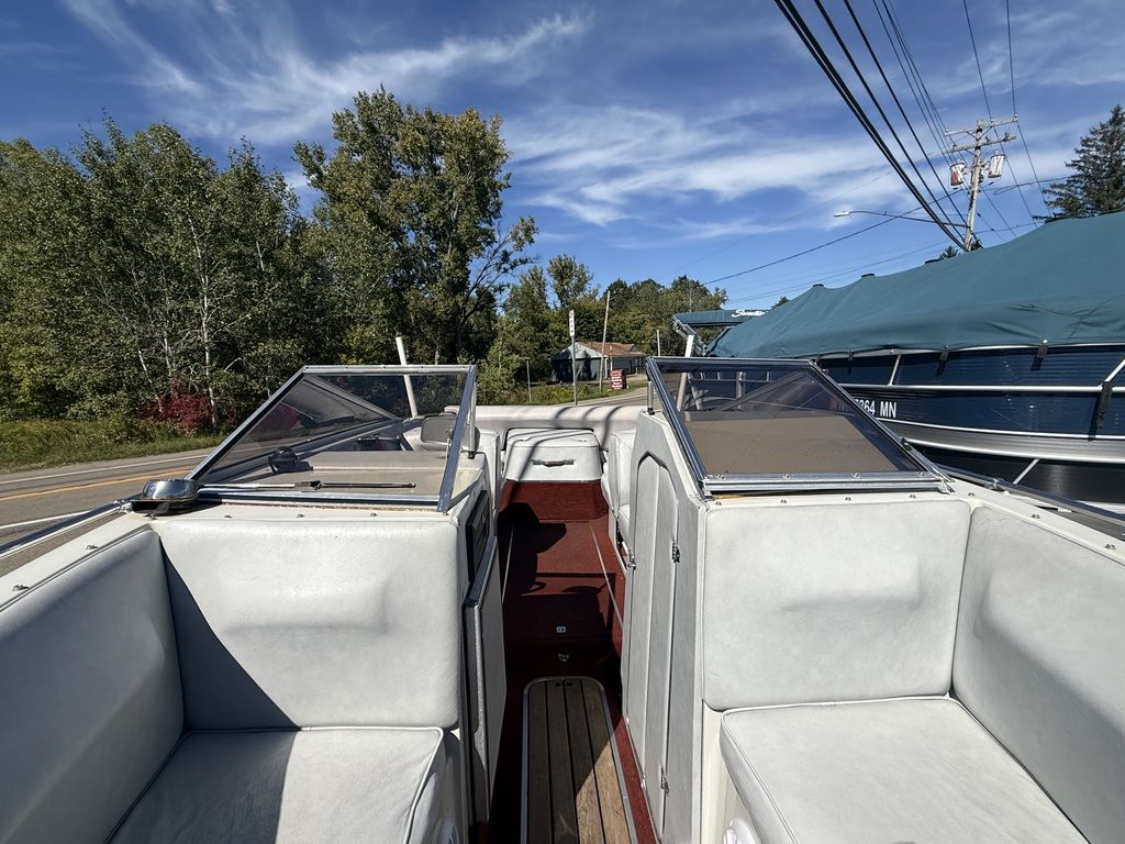 1986 Sunrunner 210B - Image 10