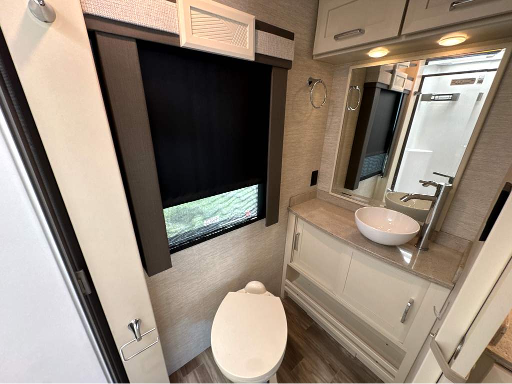 2024 TIFFIN WAYFARER 25JW - Image 16