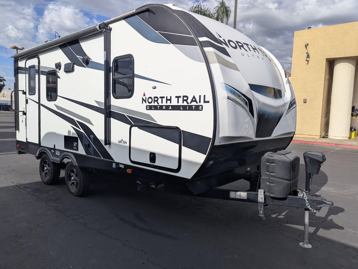 2022 Heartland North Trail Ultra-Lite 21RBSS - Image 1