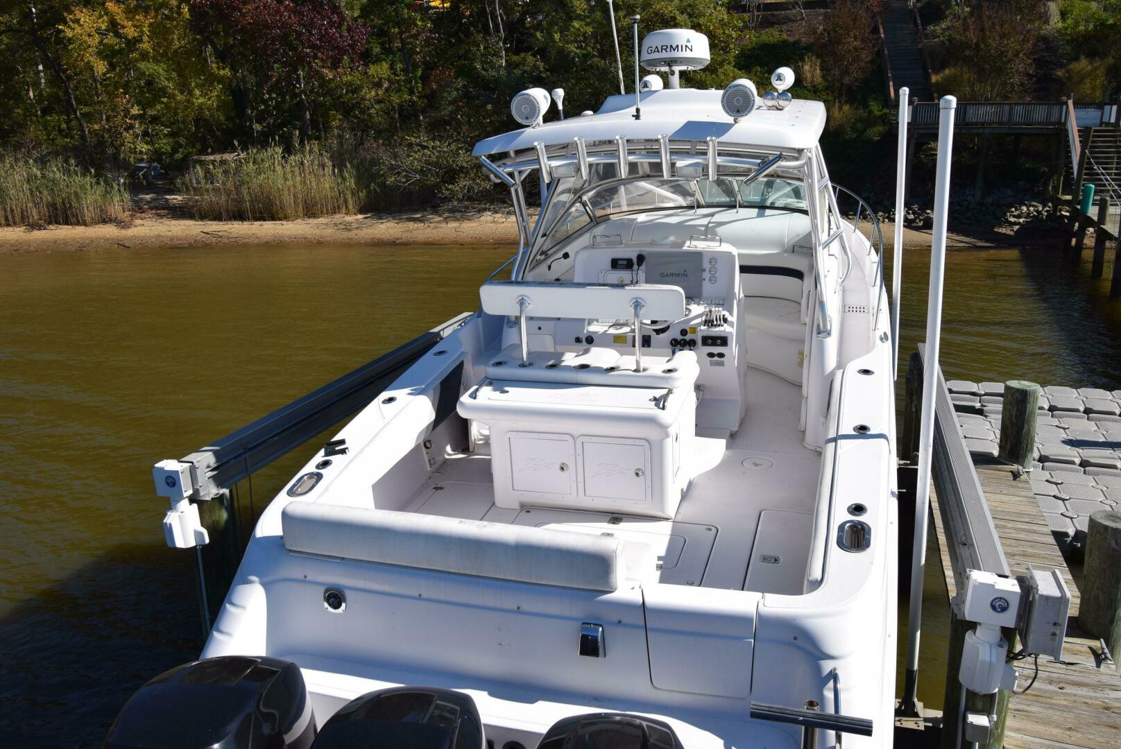 2005 Donzi 38 ZSF - Image 9