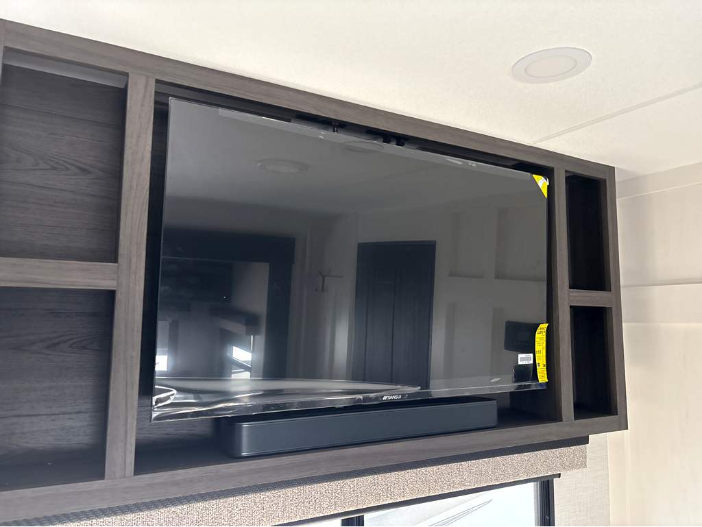 2026 VENTURE RV SPORTTREK 271VRB - Image 11