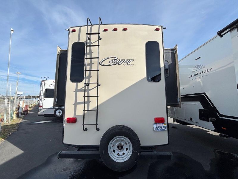 2017 Keystone Cougar 326RDS - Image 3