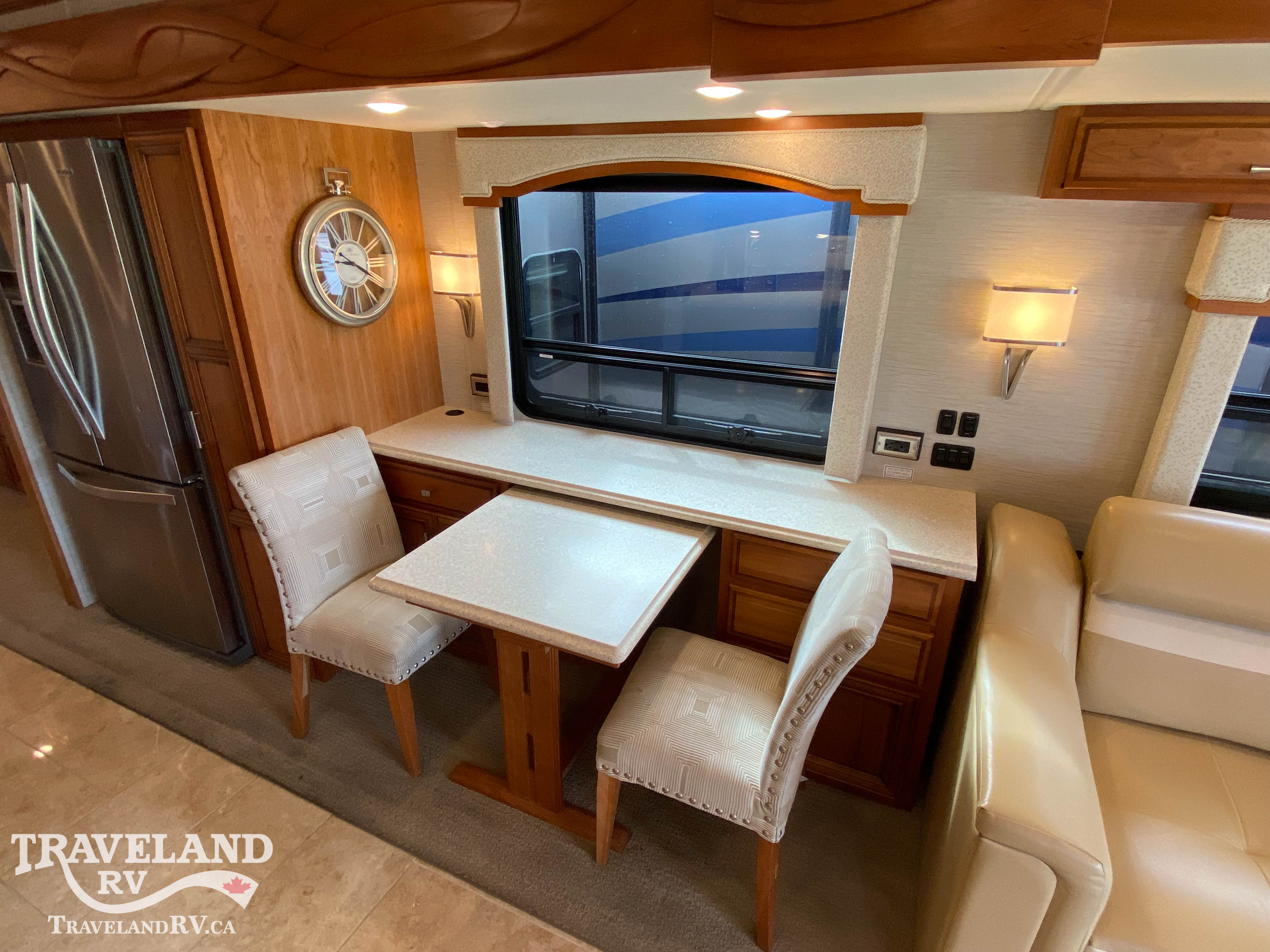 2018 Newmar Ventana 4037 - Image 14