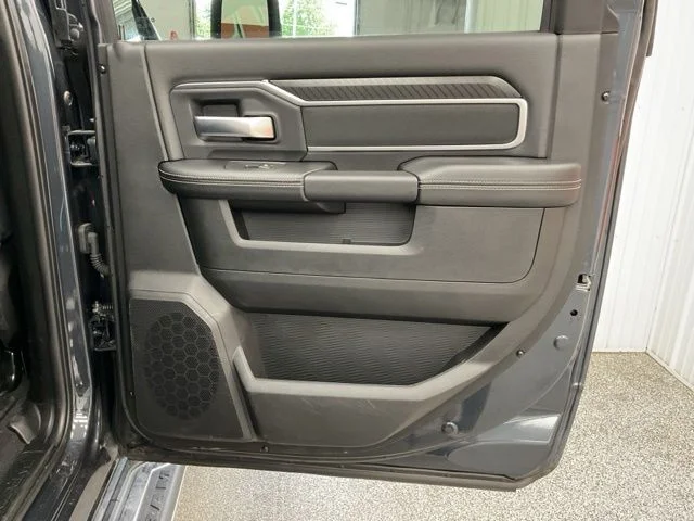 2026 Ram 2500 Big Horn 4x4 Crew Cab 6'4" Box - Image 23