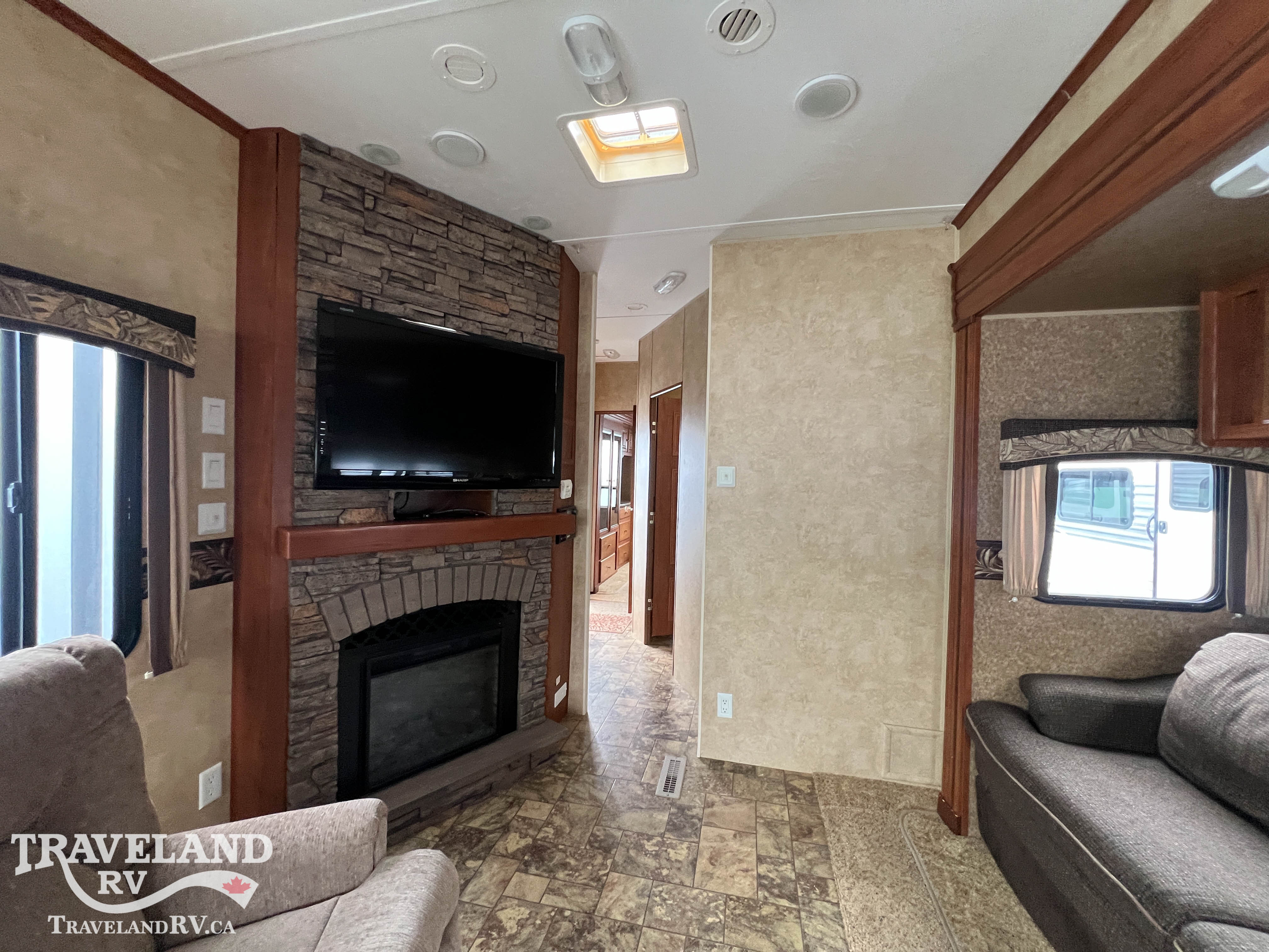 2012 Jayco Jay Flight Bungalow 40 FKS - Image 6