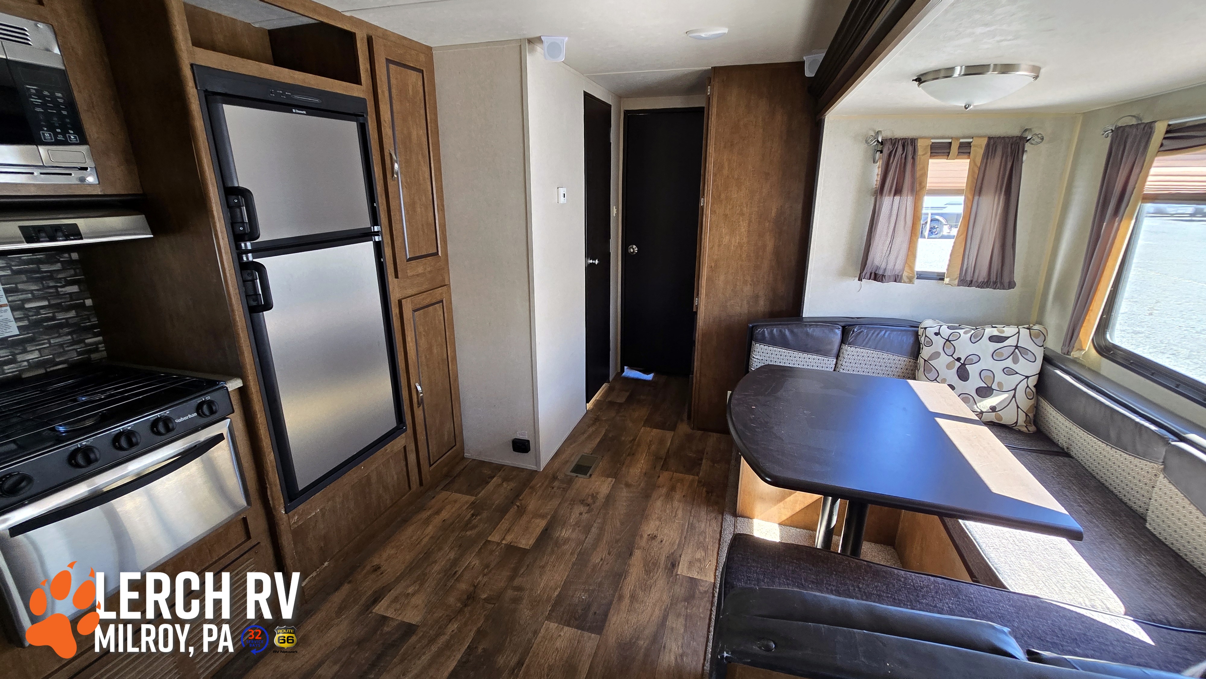 2017 Forest River Salem T32BHDS - Image 24