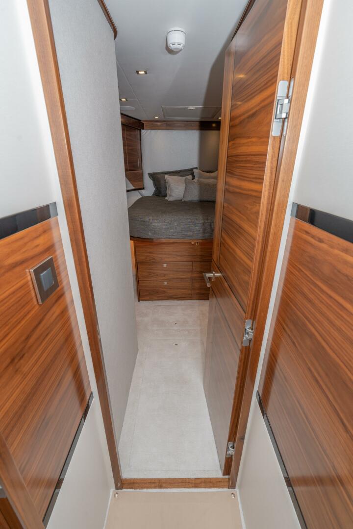 2025 Viking 90 Convertible - Image 51