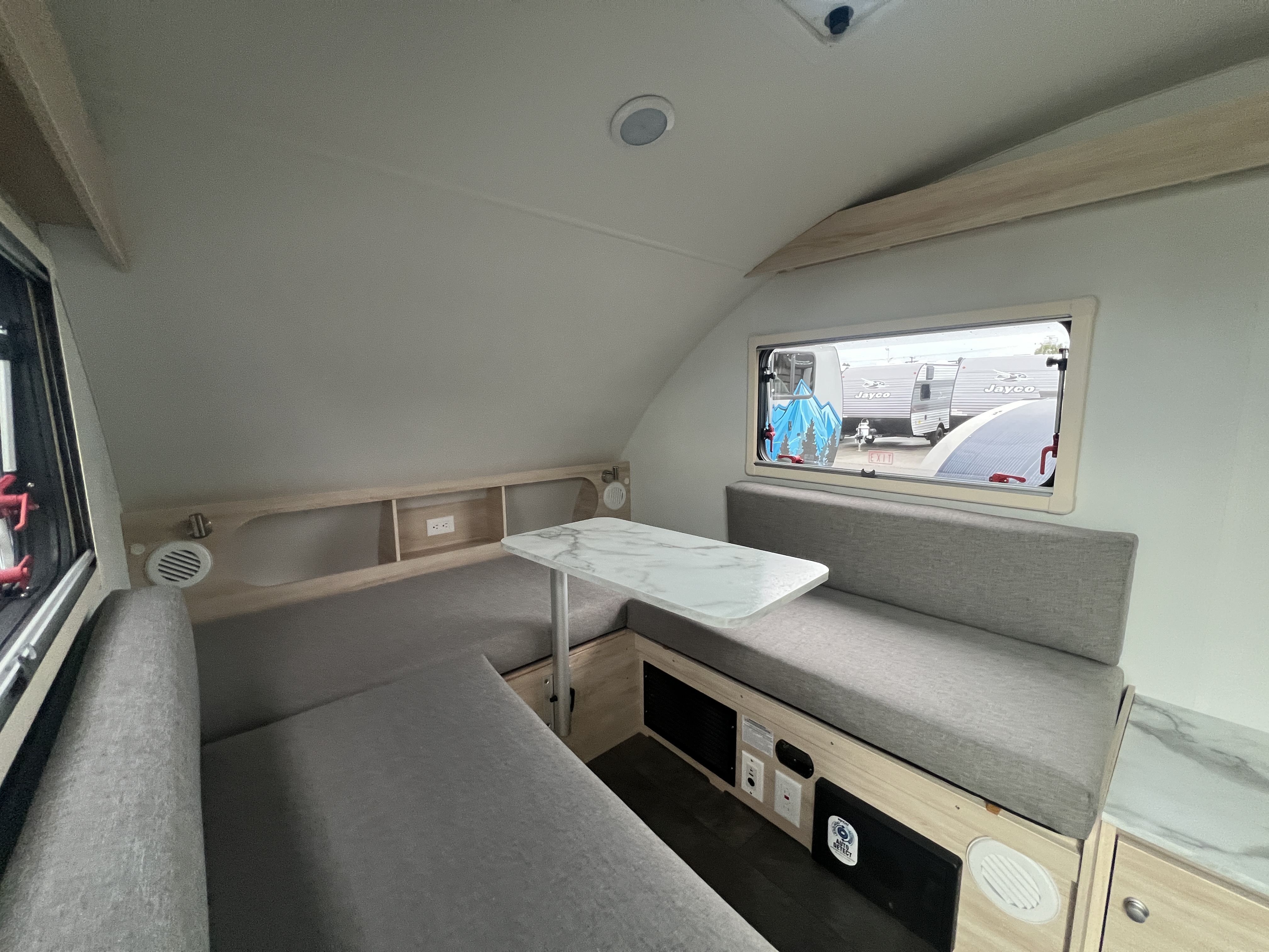 2027 NuCamp TAB 320 LITE - Image 3