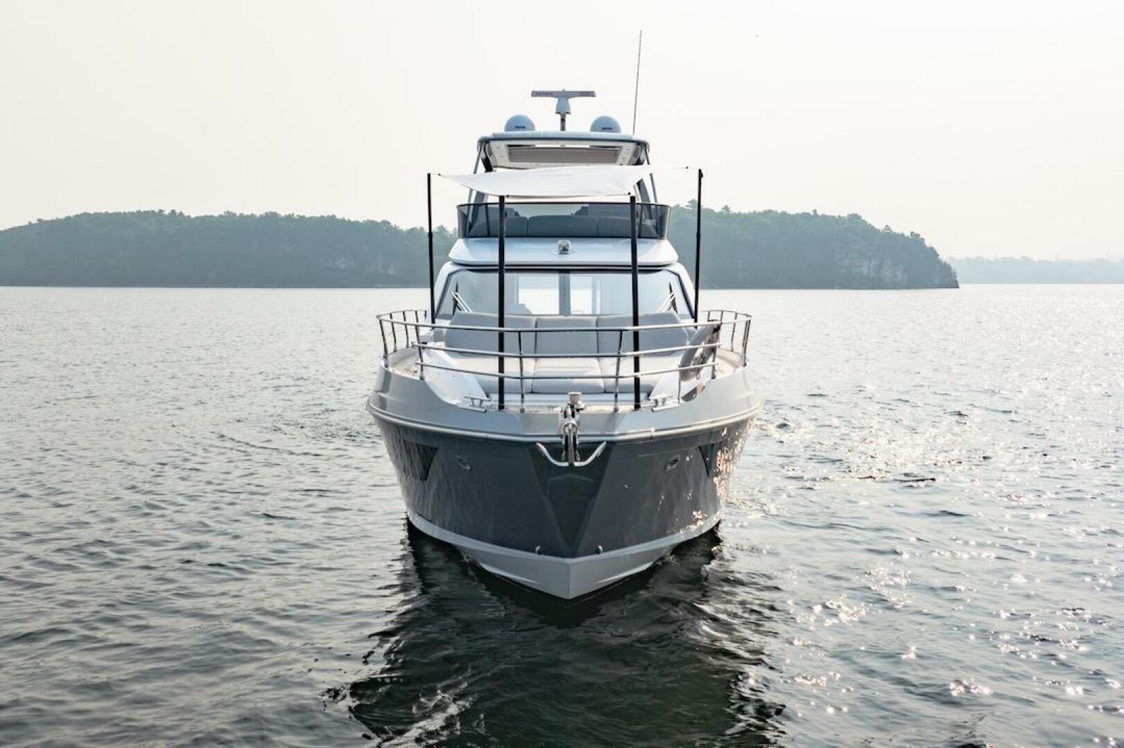 2023 Azimut Fly 53 - Image 3