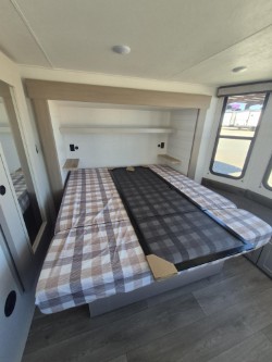 2027 JAYCO JAY FLIGHT BUNGALOW JAYLOFTDS - Image 21