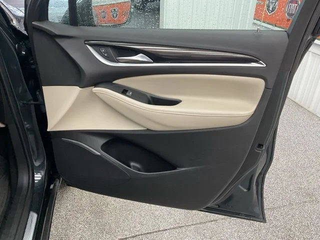 2019 Buick Enclave Utility 4D Essence AWD - Image 25