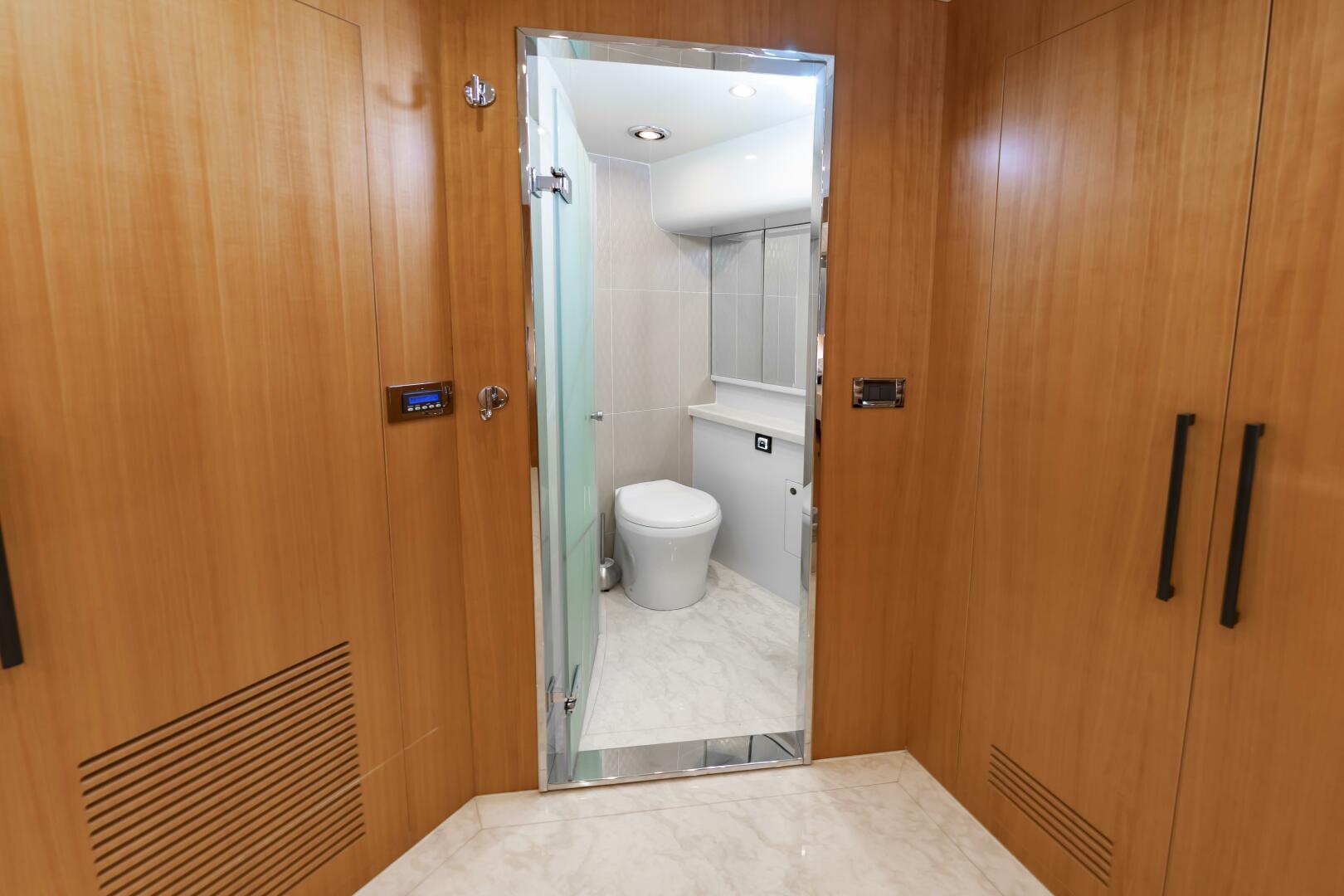 2017 Johnson 93 Flybridge - Image 60