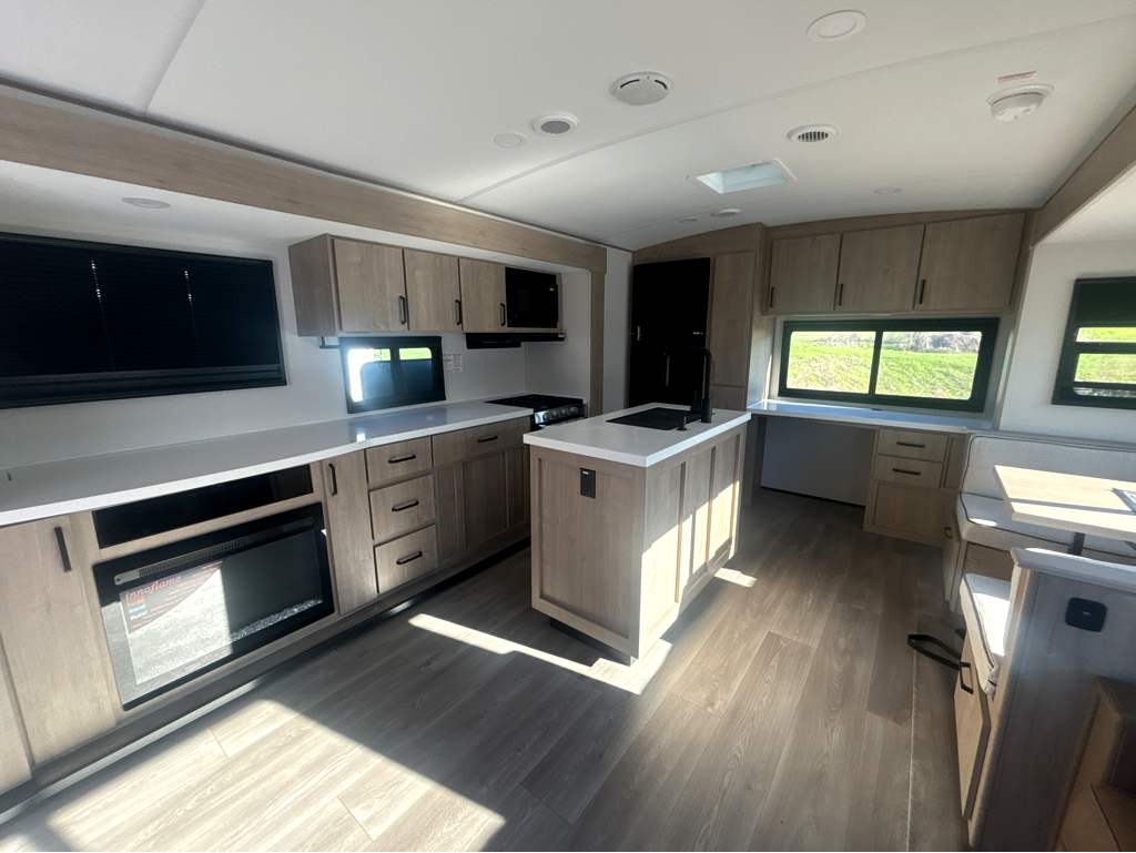 2026 GRAND DESIGN IMAGINE 2670MK - Image 12