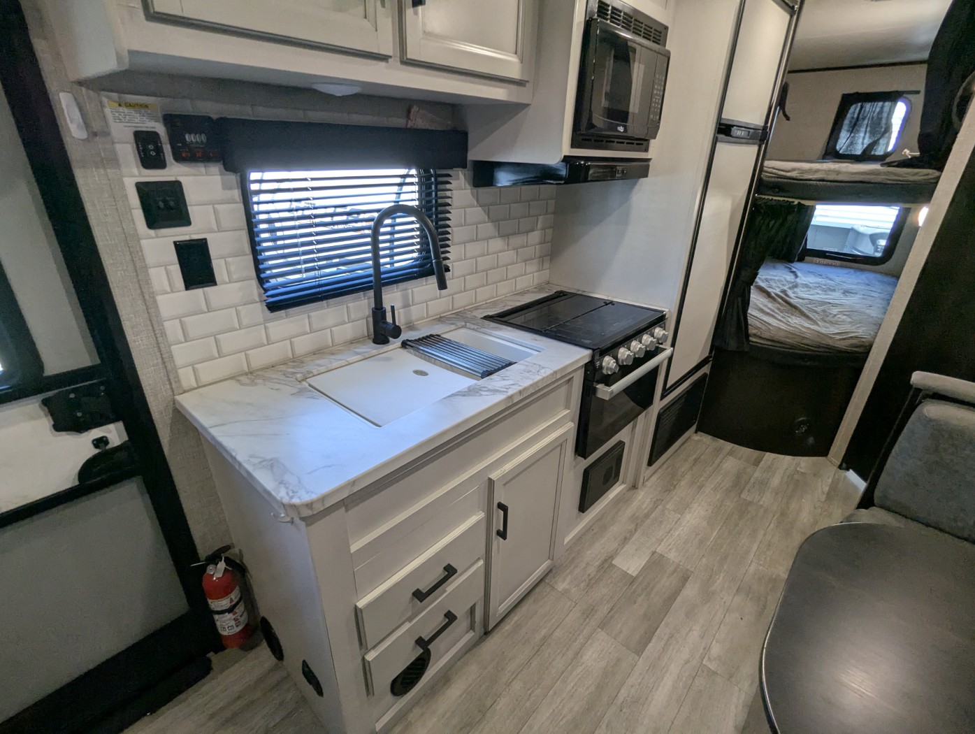 2023 Jayco Jay Flight 224BHW - Image 12