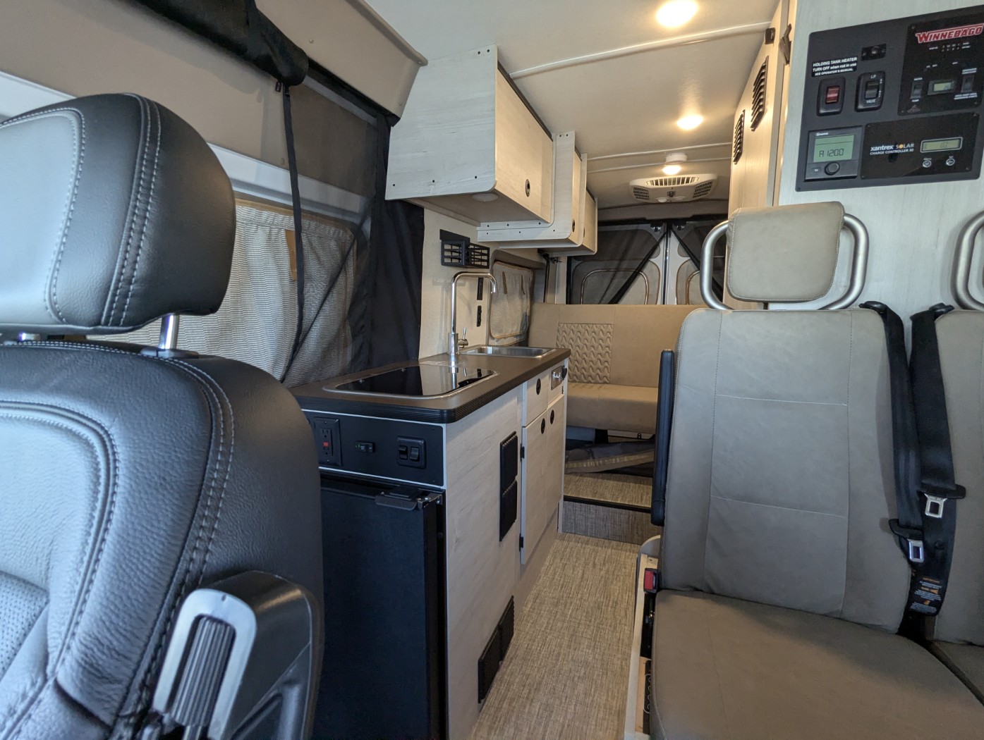 2026 Winnebago Solis 59PX - Image 15