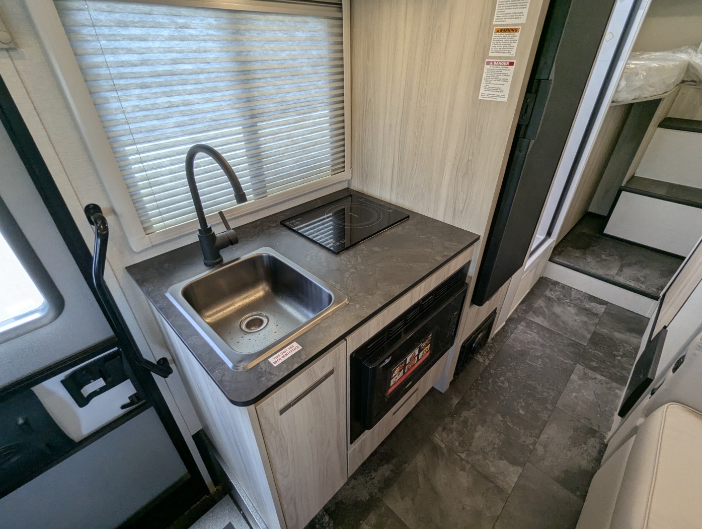 2026 Coachmen Cross Trail EV 26TB - ATH Edition - Image 25