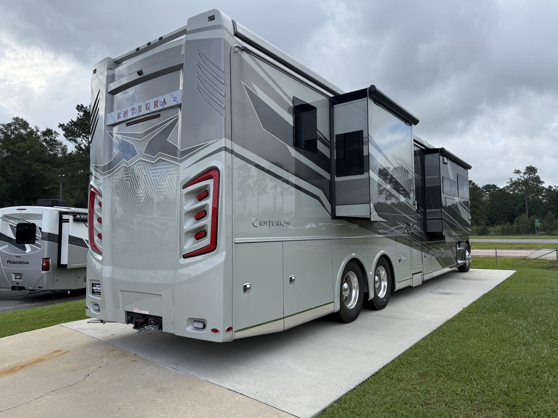 2026 ENTEGRA COACH CENTURION 45D - Image 3