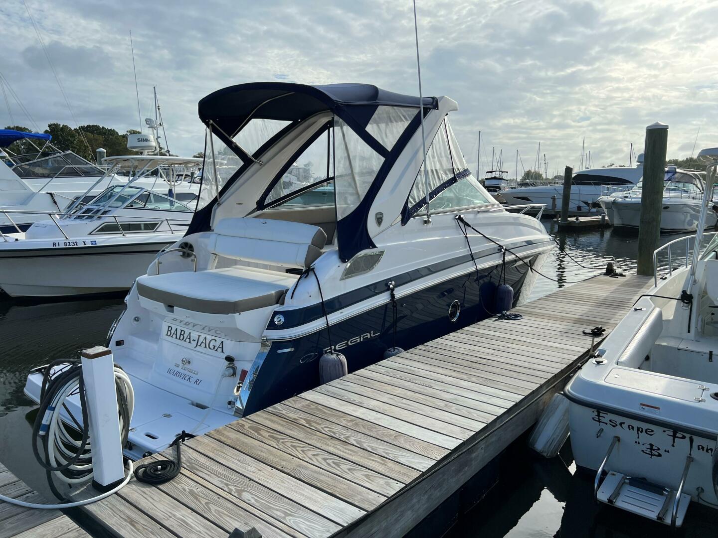 2017 Regal 28 Express - Image 3