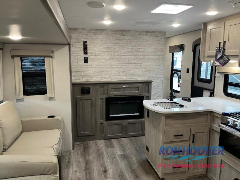 2026 COACHMEN CATALINA 333DBDSCKLE - Image 24
