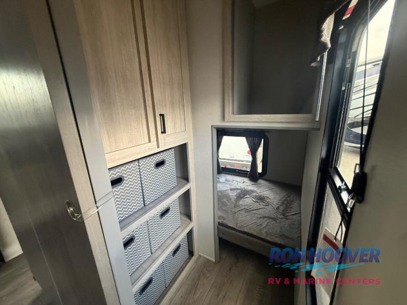 2026 COACHMEN 333DORM - Image 18