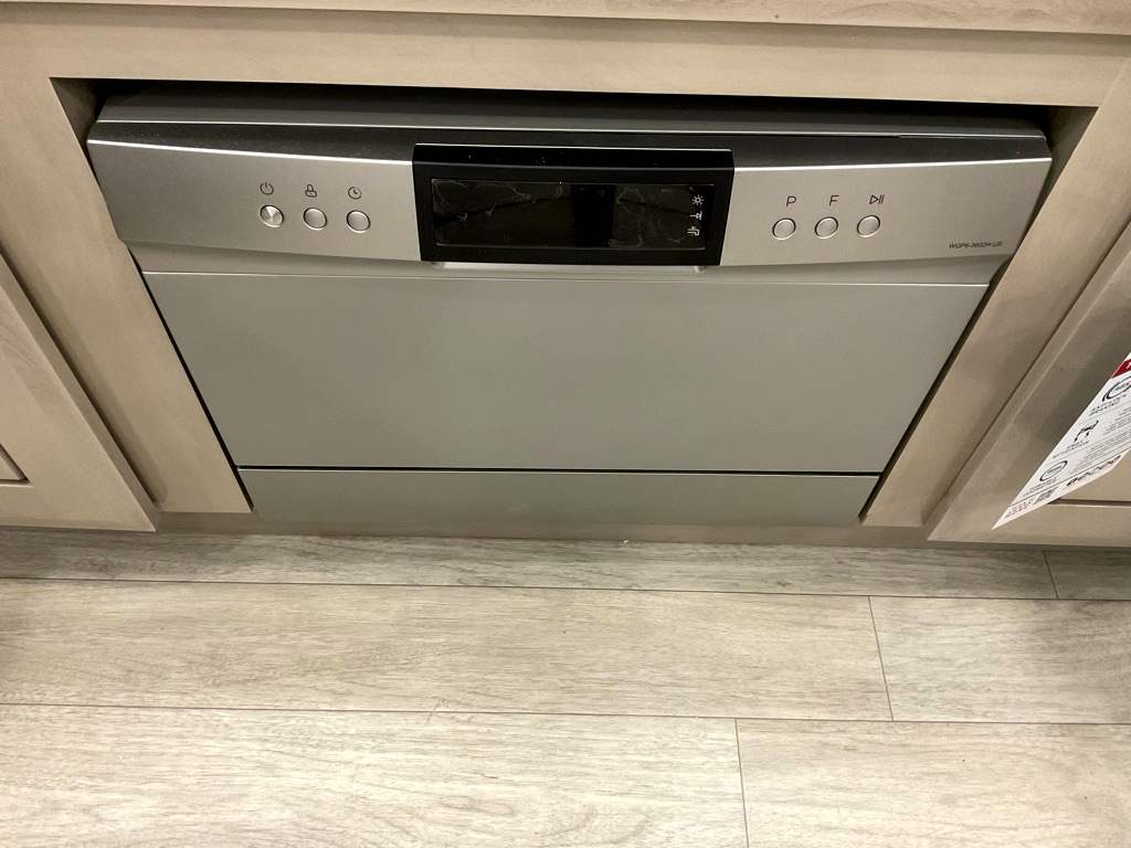 2026 JAYCO PINNACLE 38 FBRK - Image 11