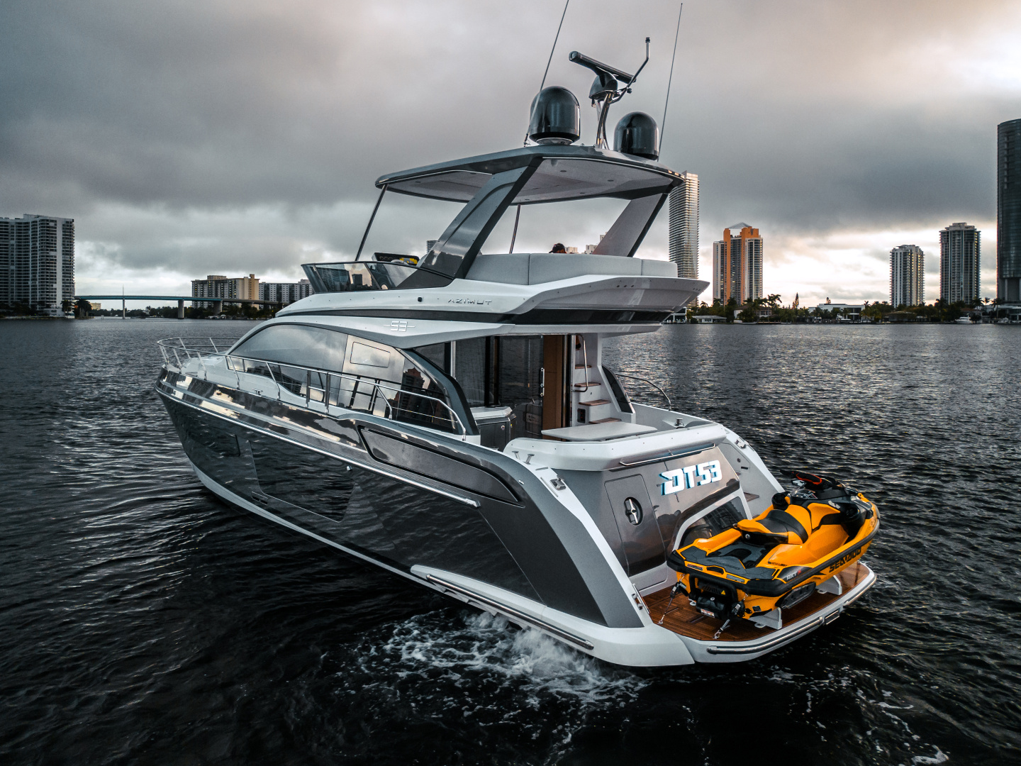 2023 Azimut 53 FLY Base - Image 5
