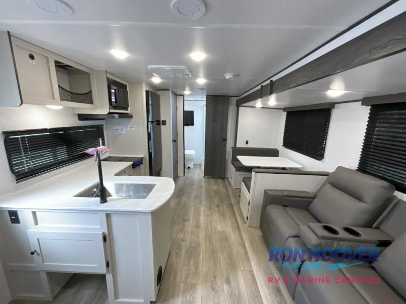 2025 COACHMEN 24RB - Image 2