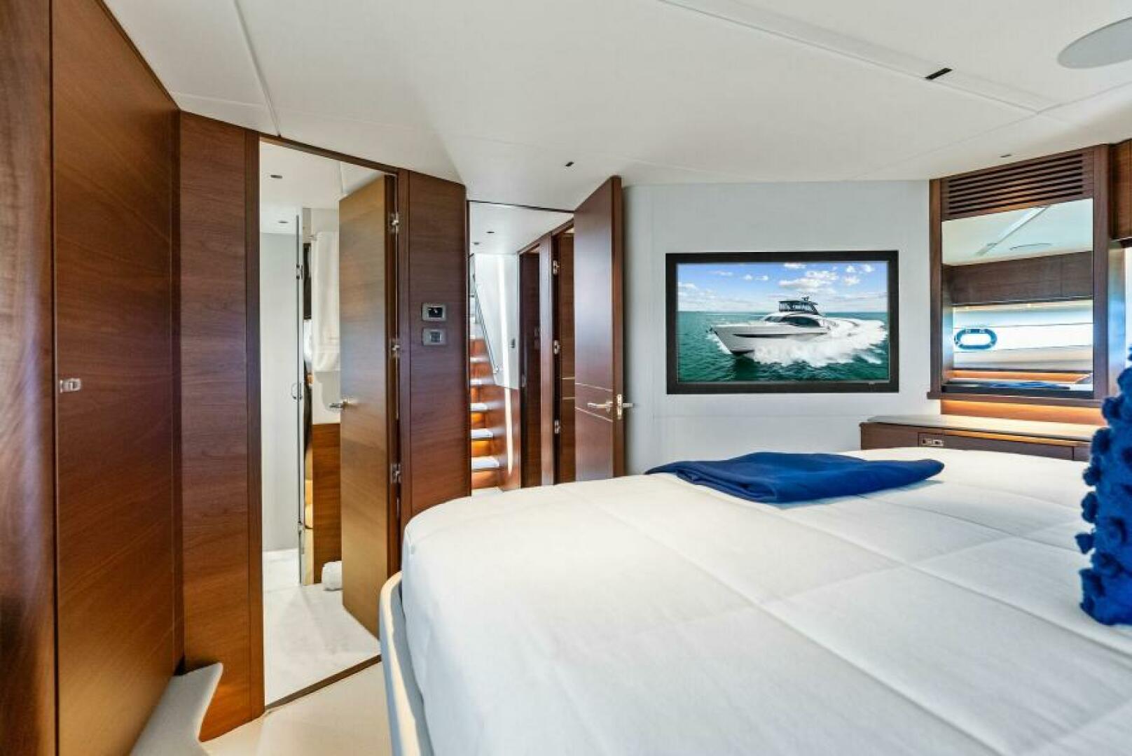 2024 Princess Y72 Motor Yacht - Image 42
